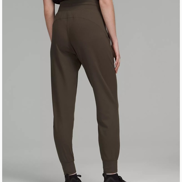 Lulu lemon ready to rulu joggers - Picture 2 of 3